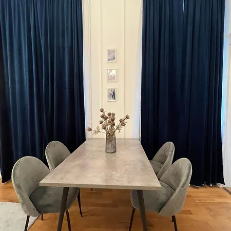 Lägenhet Calm & Party - In Center Of - 1br - Ac Budapest